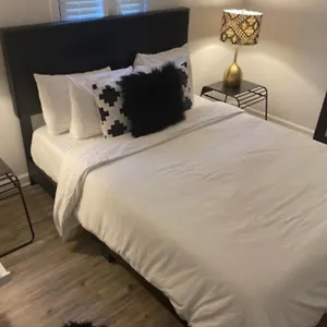 Special! 2 Queen Bedroom Minutes To Broadway! , Nashville United States